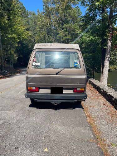 Volkswagen-Bus-1985-2