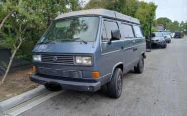 Volkswagen-Bus-1987-Blue-23