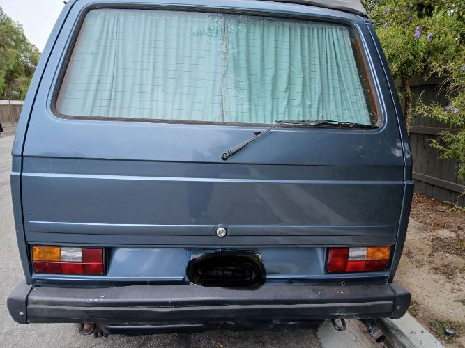 Volkswagen-Bus-1987-Blue-3
