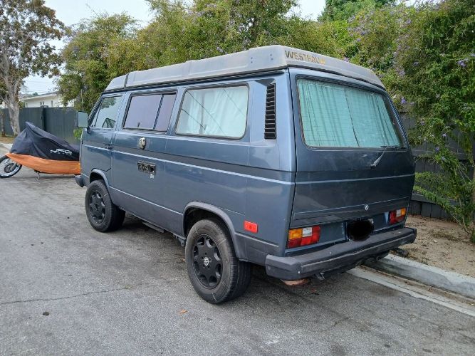 Volkswagen-Bus-1987-Blue-4