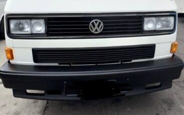 Volkswagen-Bus-1988-White-11