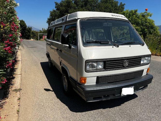 Volkswagen-Bus-1989-5