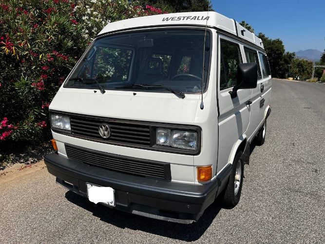 Volkswagen-Bus-1989-6