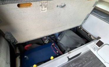 Volkswagen-Bus-1990-Blue-8