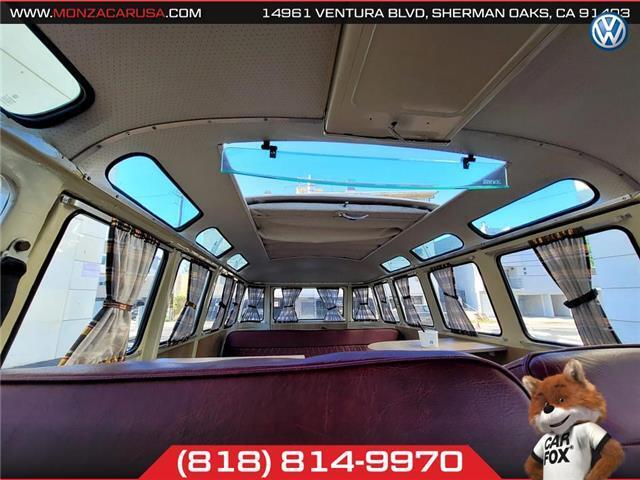 Volkswagen-Bus-23-Window-1974-VanMinivan-23