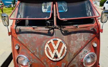 Volkswagen-BusVanagon-1961-1