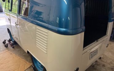 Volkswagen-BusVanagon-1962-Bus-12