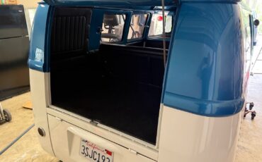 Volkswagen-BusVanagon-1962-Bus-14