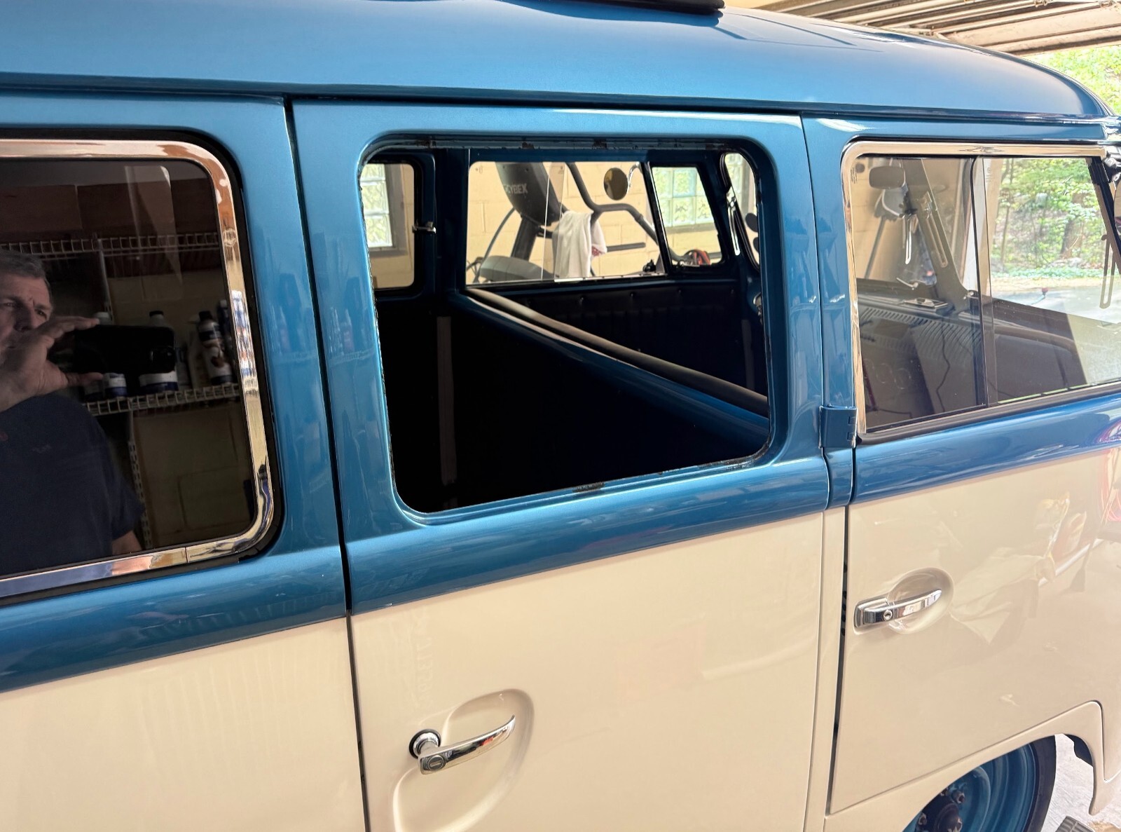 Volkswagen-BusVanagon-1962-Bus-9