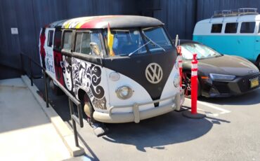 Volkswagen-BusVanagon-1967-1