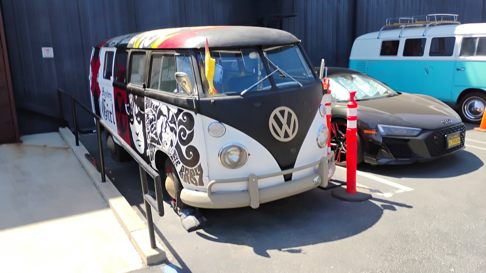 Volkswagen-BusVanagon-1967-1