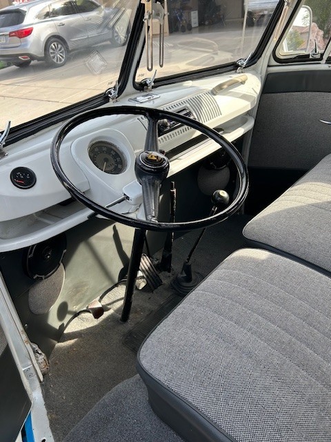 Volkswagen-BusVanagon-1967-10