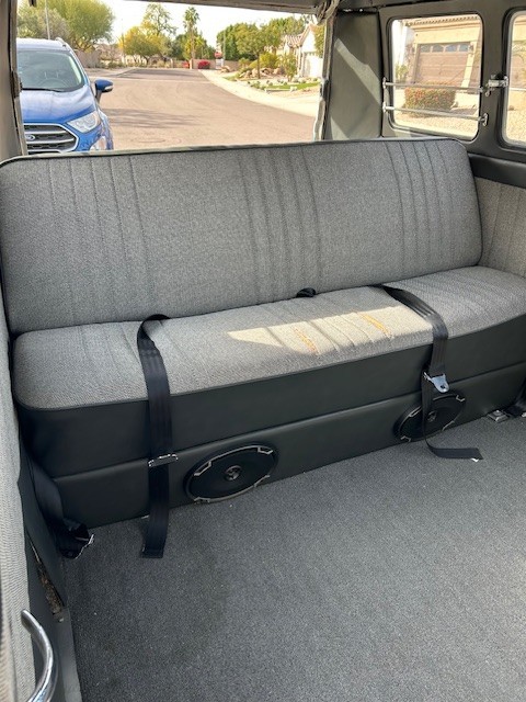 Volkswagen-BusVanagon-1967-12