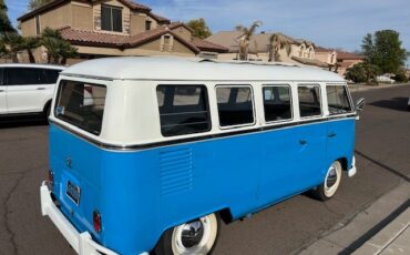 Volkswagen-BusVanagon-1967-2