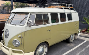 Volkswagen-BusVanagon-1967-3