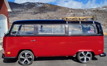 Volkswagen-BusVanagon-1971-2