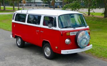 Volkswagen-BusVanagon-1974-MiniVAN-23