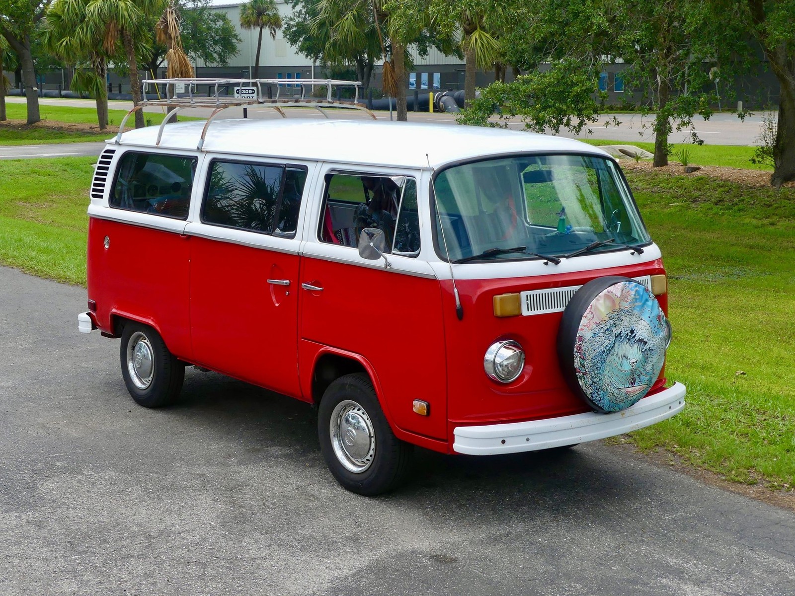 Volkswagen-BusVanagon-1974-MiniVAN-23