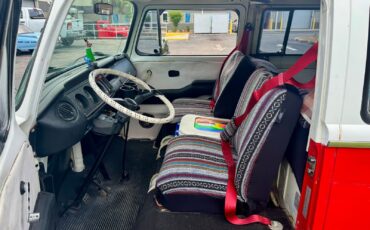 Volkswagen-BusVanagon-1974-MiniVAN-3