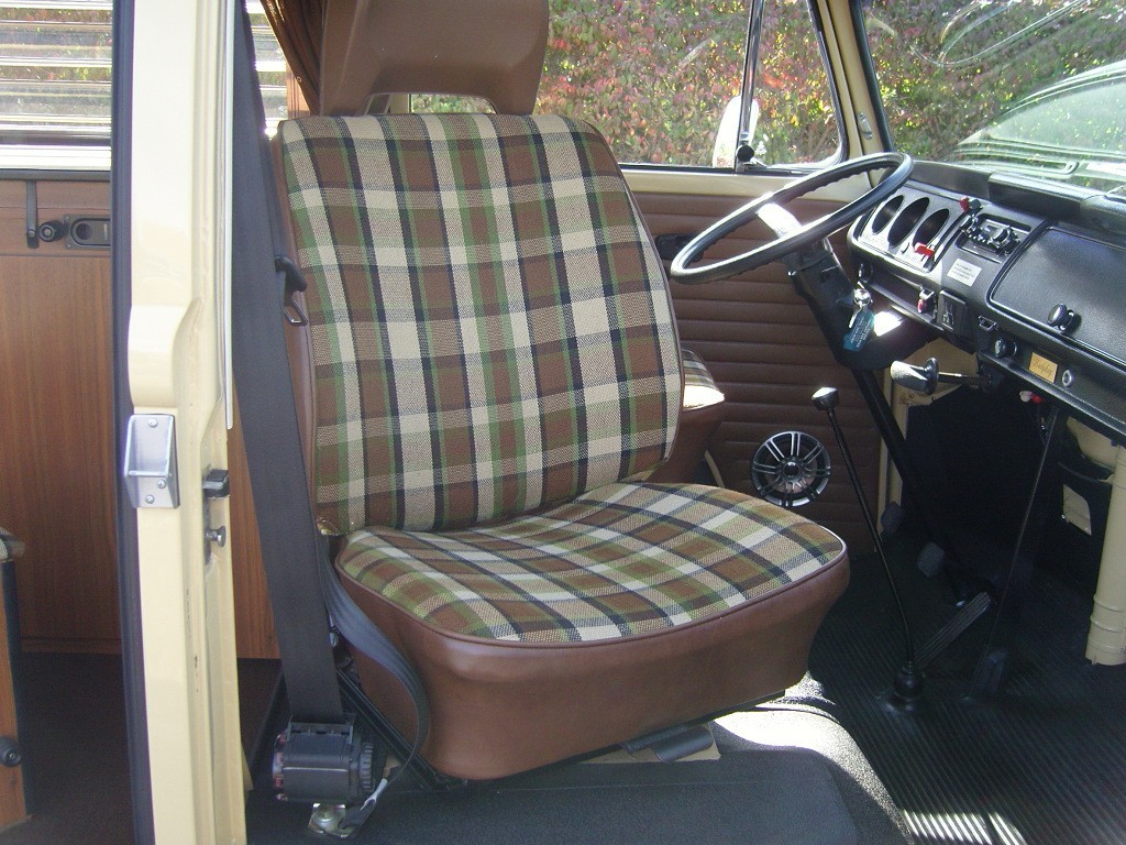 Volkswagen-BusVanagon-1978-17