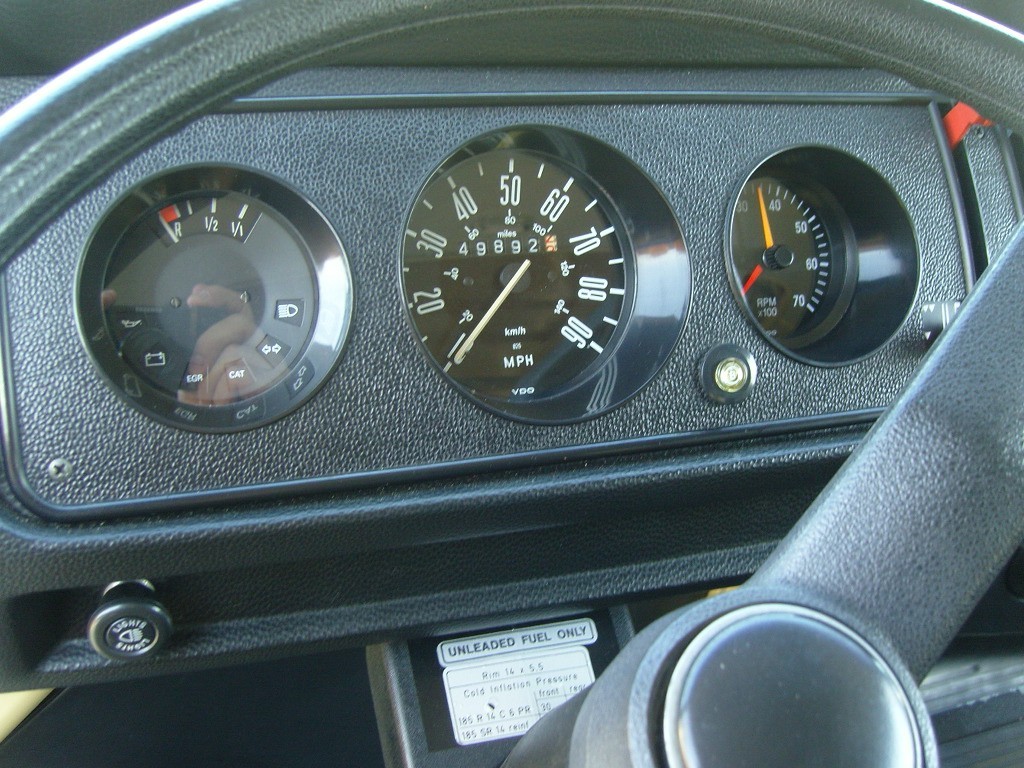 Volkswagen-BusVanagon-1978-21
