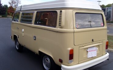 Volkswagen-BusVanagon-1978-28