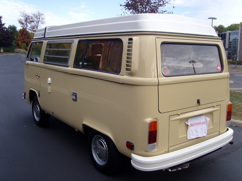 Volkswagen-BusVanagon-1978-28