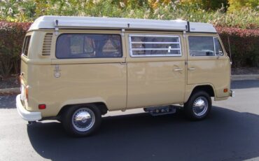 Volkswagen-BusVanagon-1978-3
