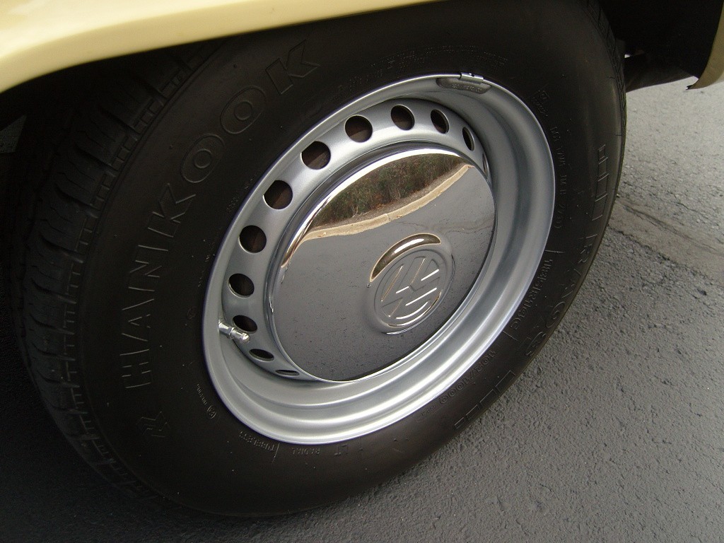 Volkswagen-BusVanagon-1978-32