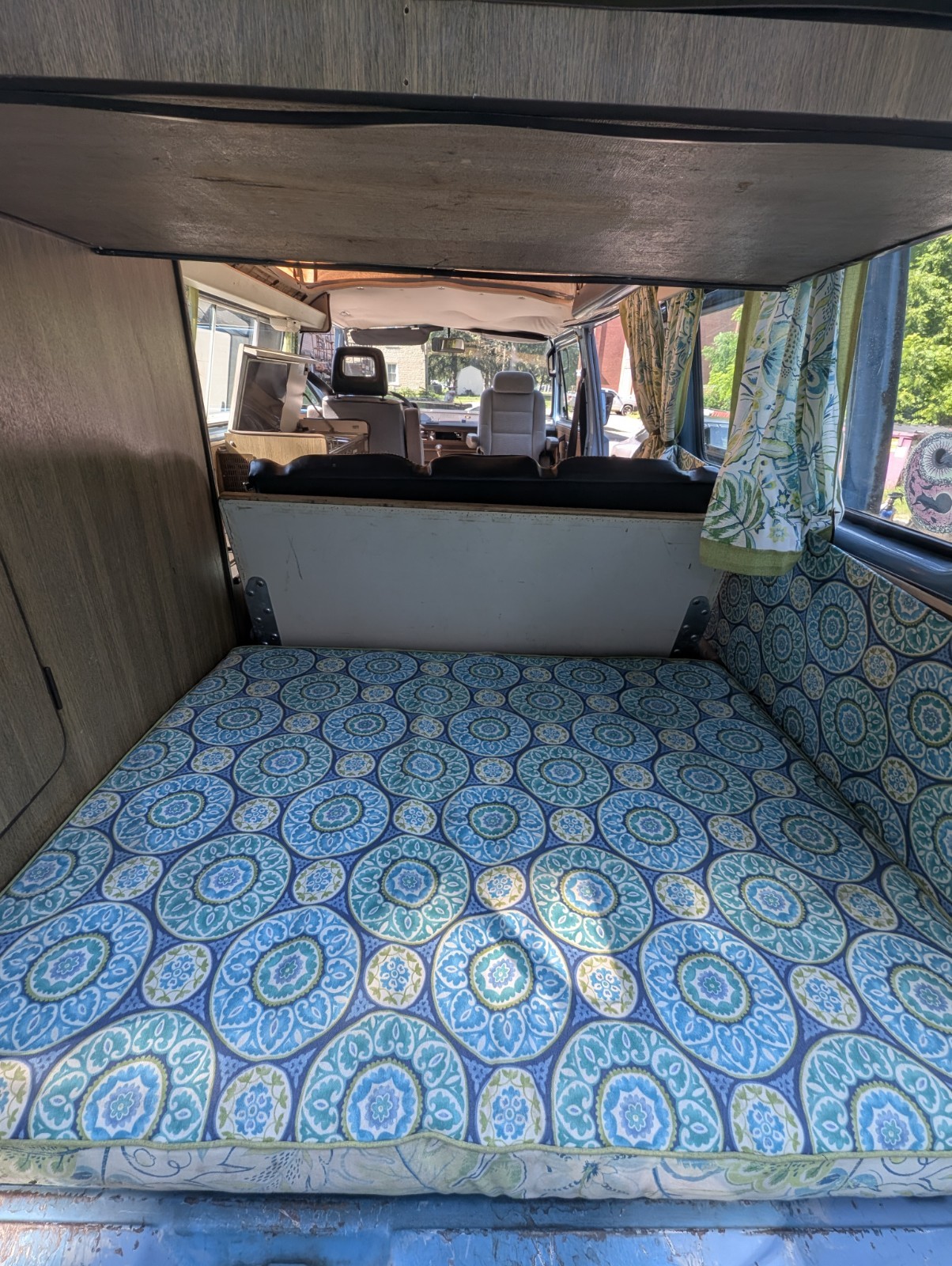 Volkswagen-BusVanagon-1981-Minivan-10