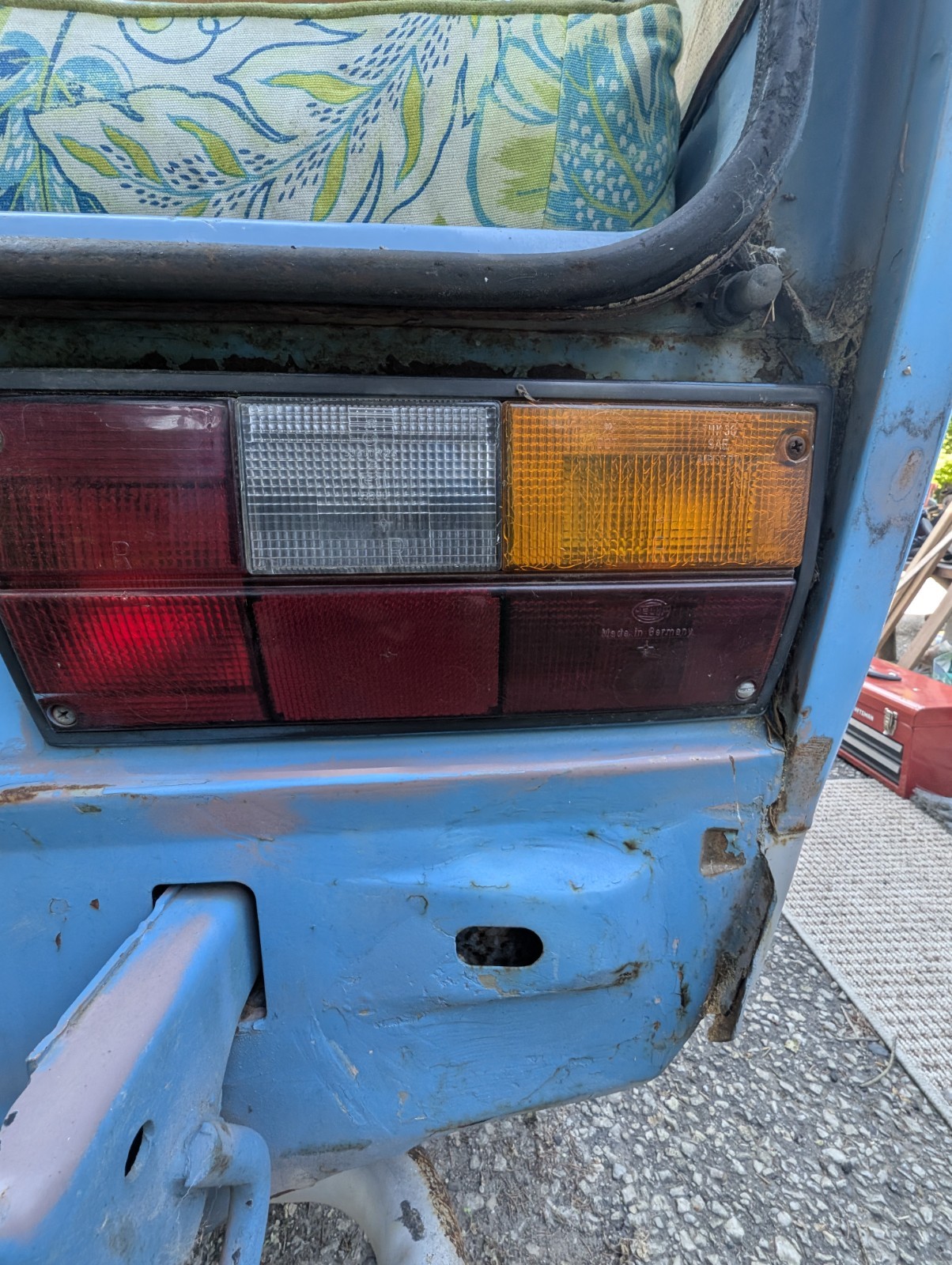 Volkswagen-BusVanagon-1981-Minivan-12