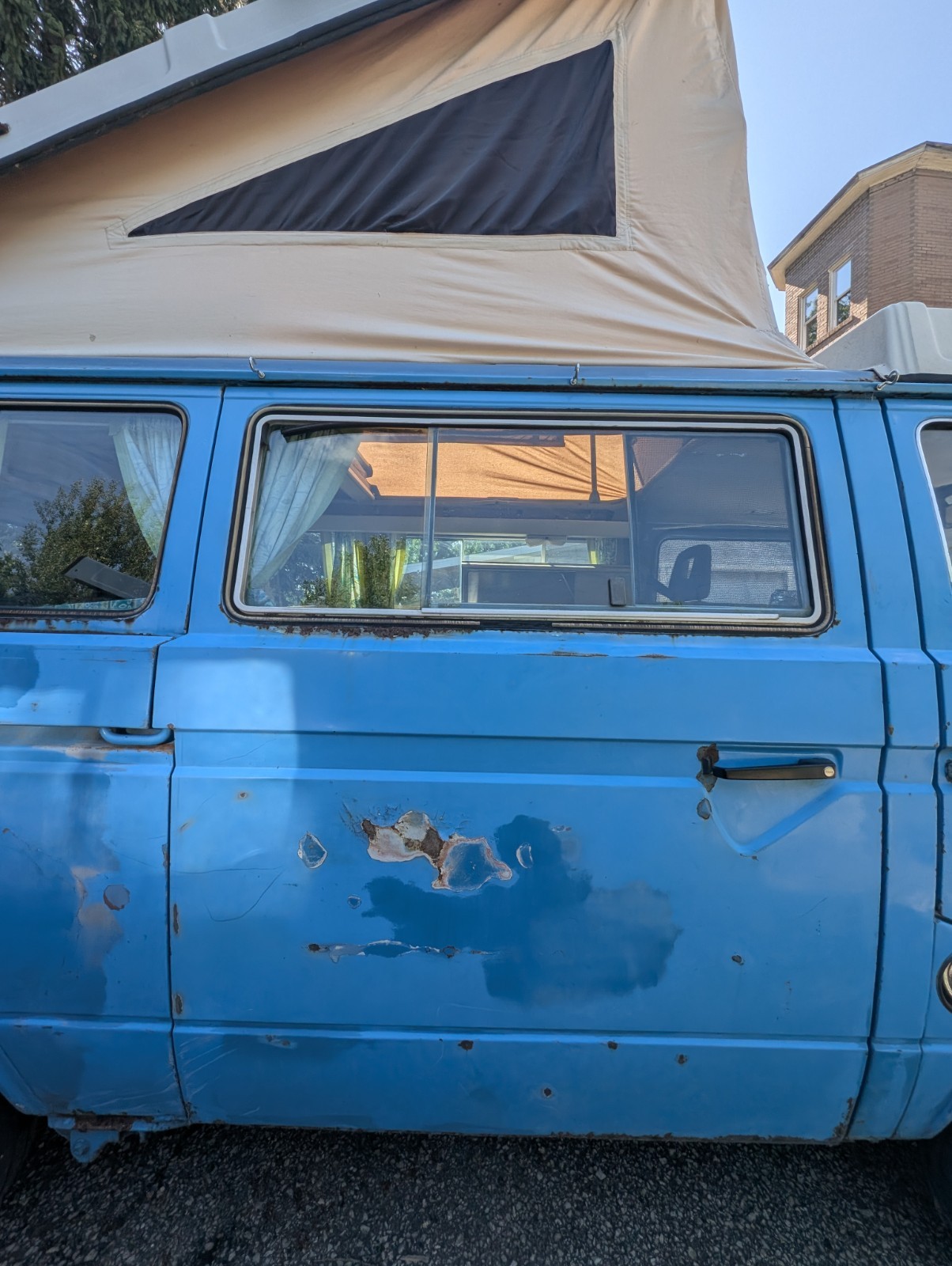 Volkswagen-BusVanagon-1981-Minivan-3