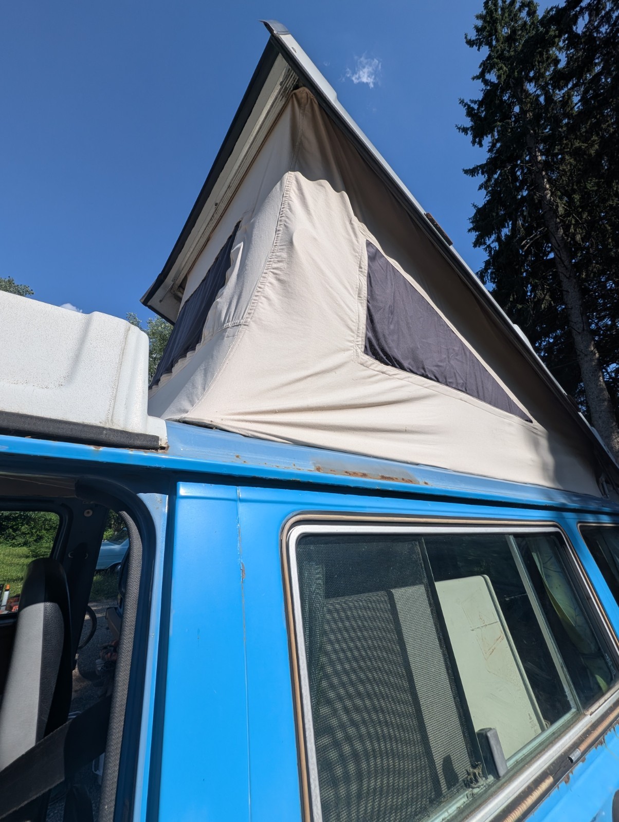 Volkswagen-BusVanagon-1981-Minivan-6