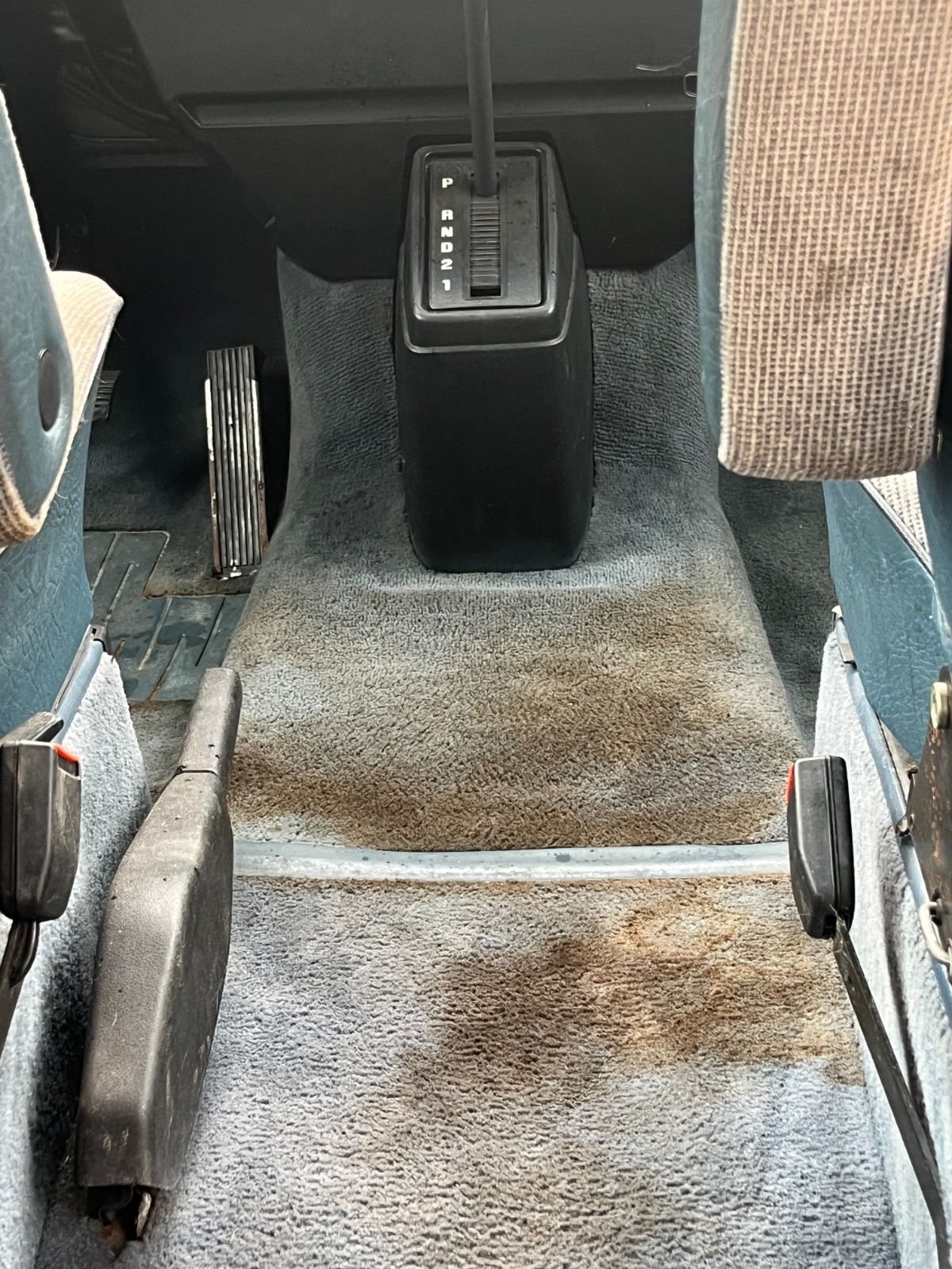 Volkswagen-BusVanagon-1986-10