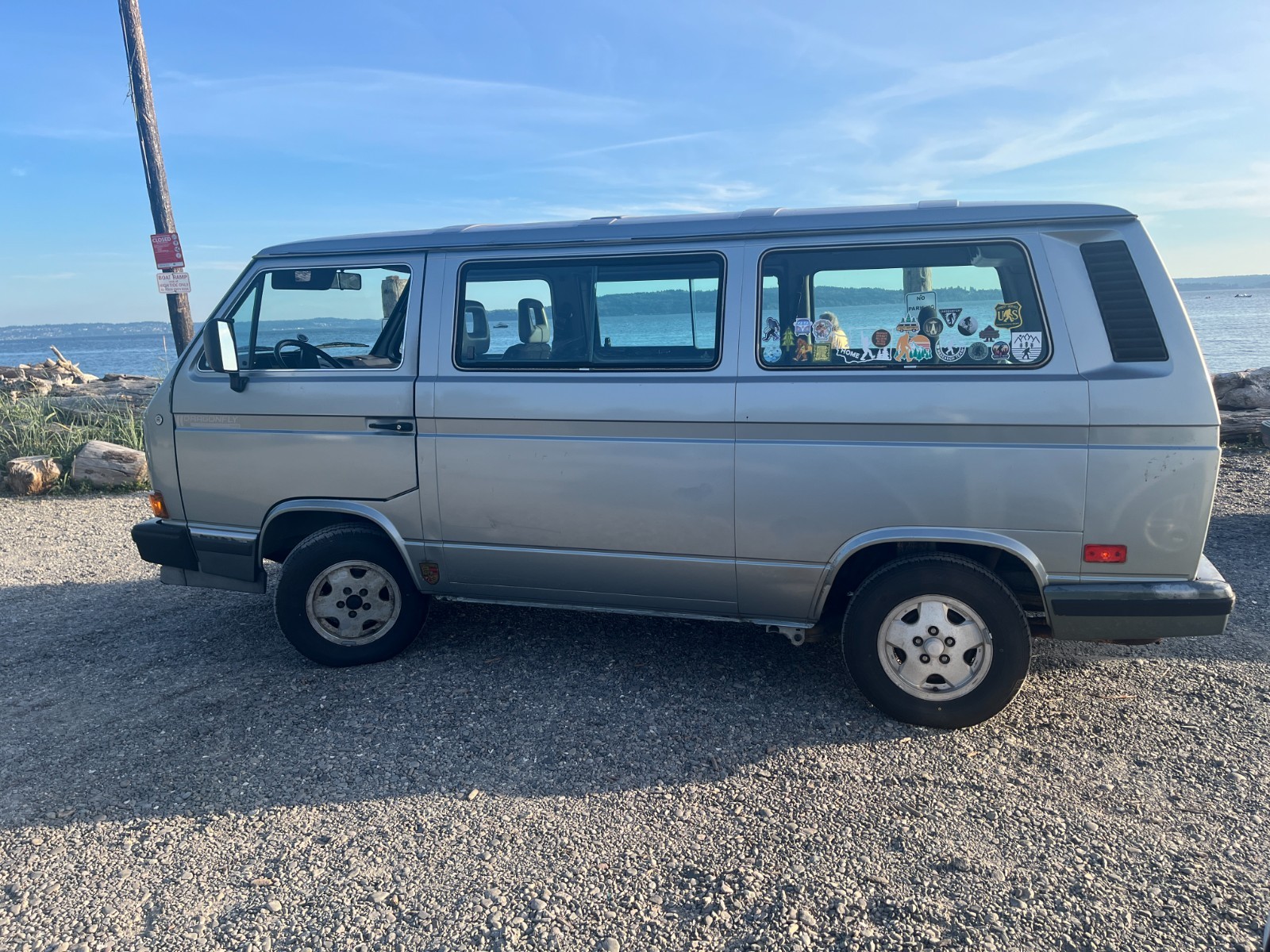 Volkswagen-BusVanagon-1987-Van-Camper-3