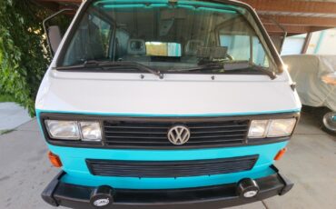 Volkswagen-BusVanagon-1989-Minivan-15