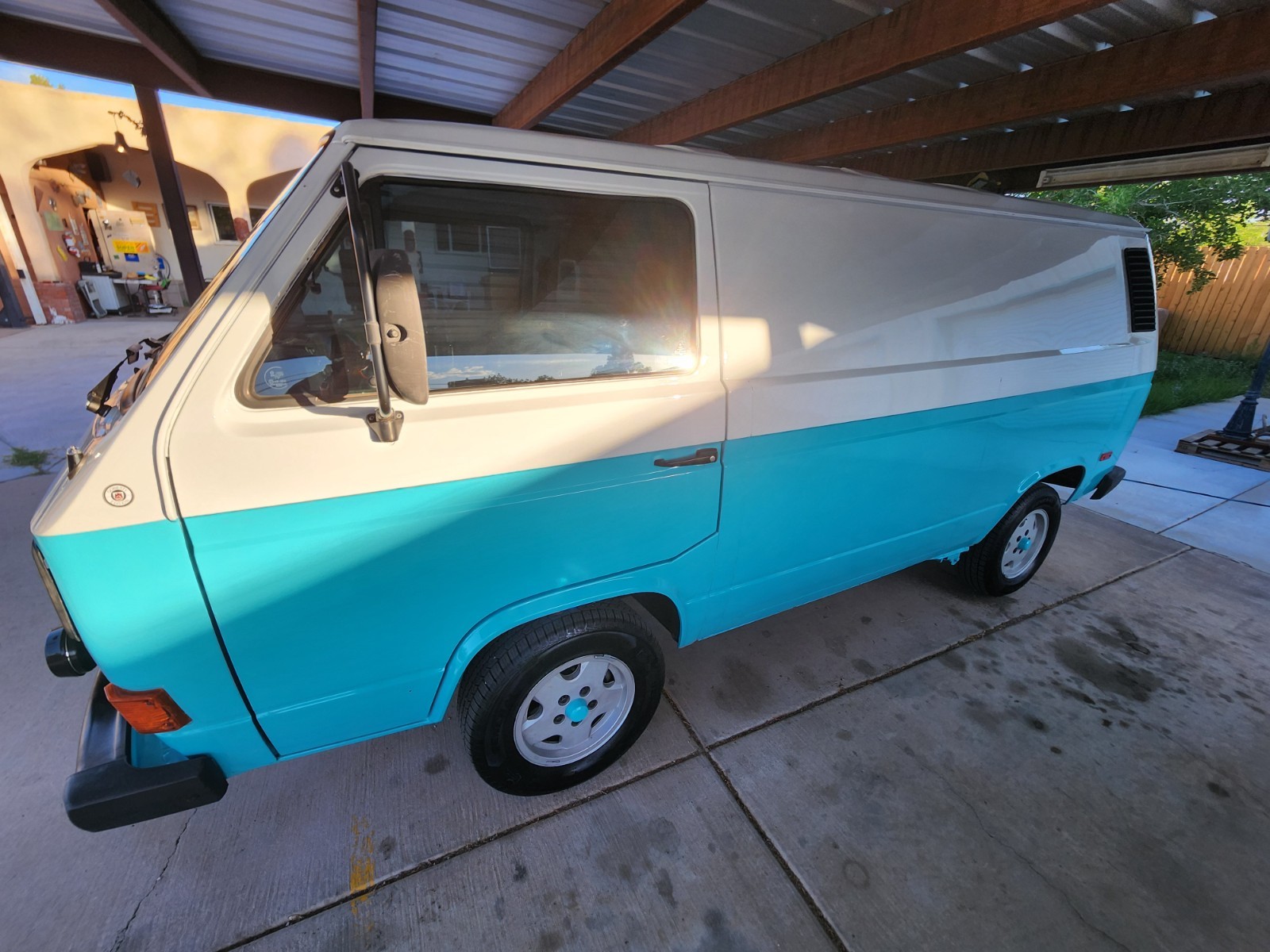 Volkswagen-BusVanagon-1989-Minivan-17