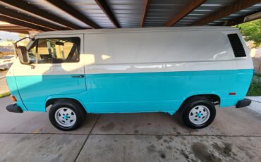 Volkswagen-BusVanagon-1989-Minivan-18