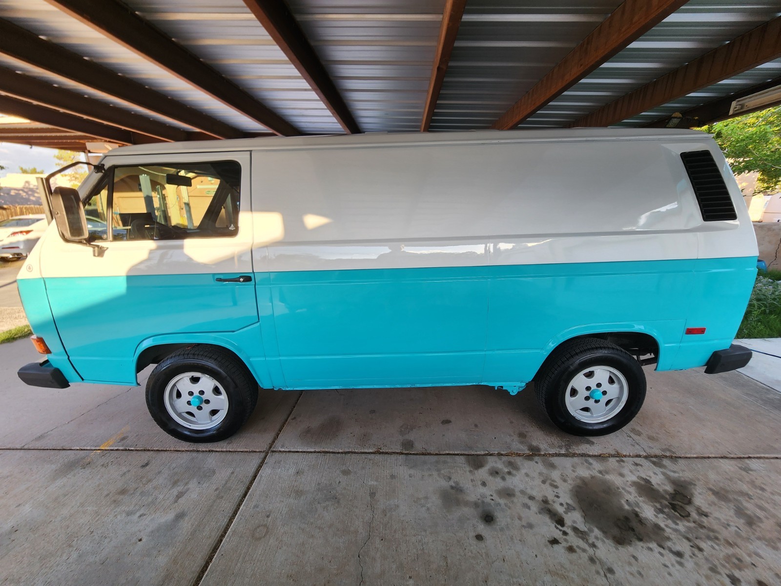 Volkswagen-BusVanagon-1989-Minivan-18