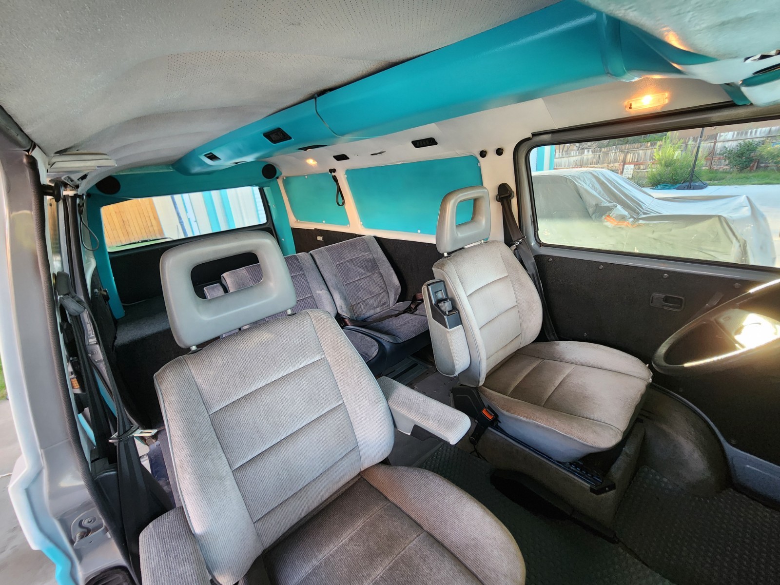 Volkswagen-BusVanagon-1989-Minivan-21