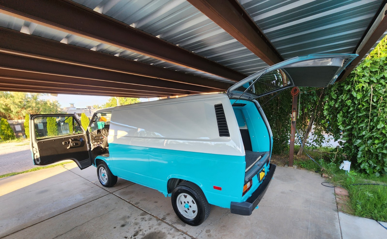 Volkswagen-BusVanagon-1989-Minivan-23