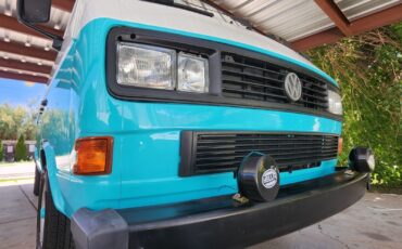 Volkswagen-BusVanagon-1989-Minivan-3