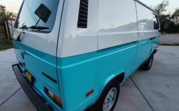 Volkswagen-BusVanagon-1989-Minivan-6