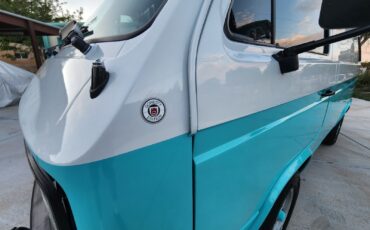 Volkswagen-BusVanagon-1989-Minivan-8