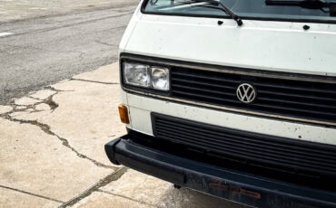 Volkswagen-BusVanagon-1990-Minivan-10