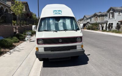 Volkswagen Bus/Vanagon 1990 Van Camper
