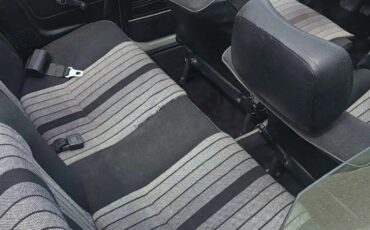 Volkswagen-Cabrio-1982-1