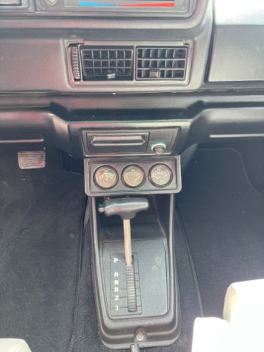 Volkswagen-Cabriolet-1989-14
