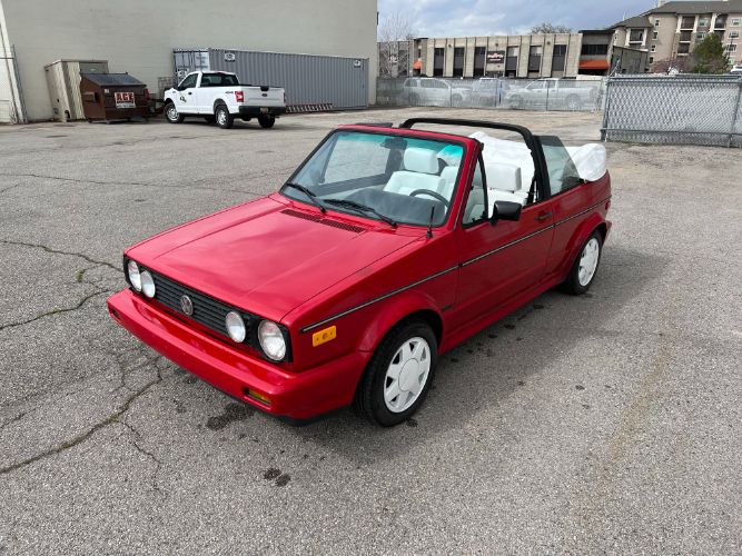 Volkswagen-Cabriolet-1989-21