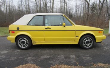 Volkswagen-Cabriolet-1991-Yellow-White-2